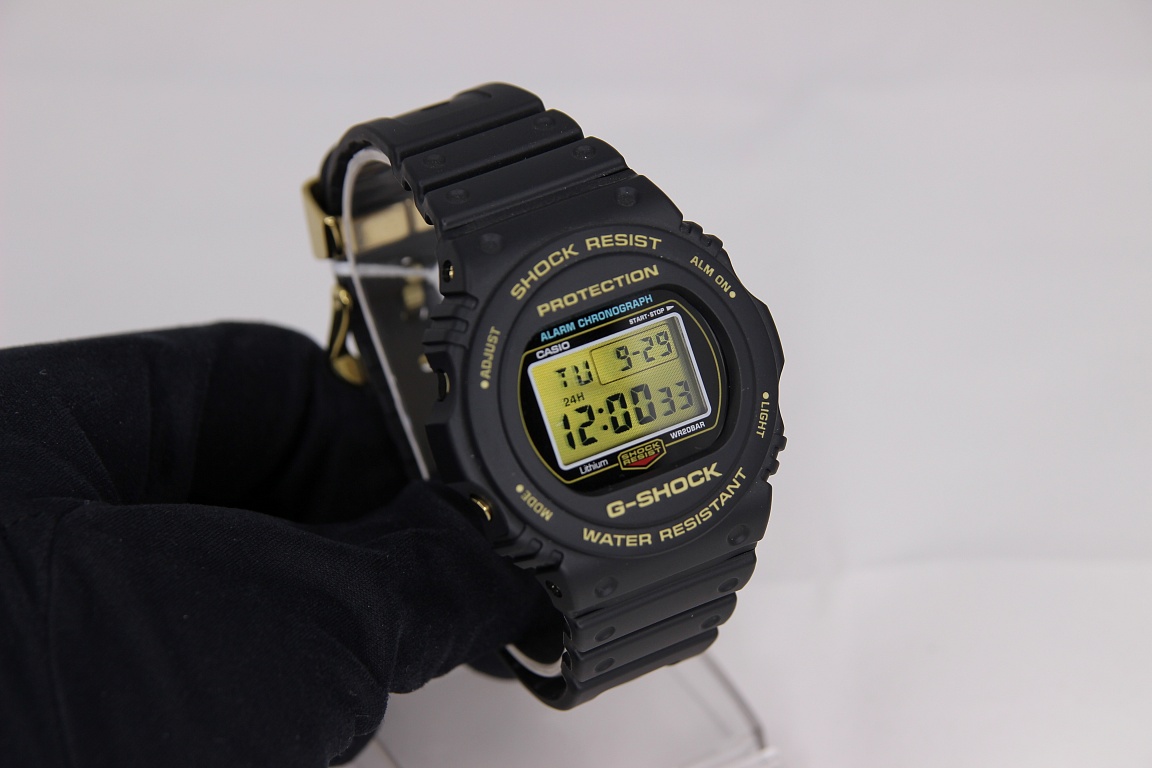 Casio DW-5735D-1B