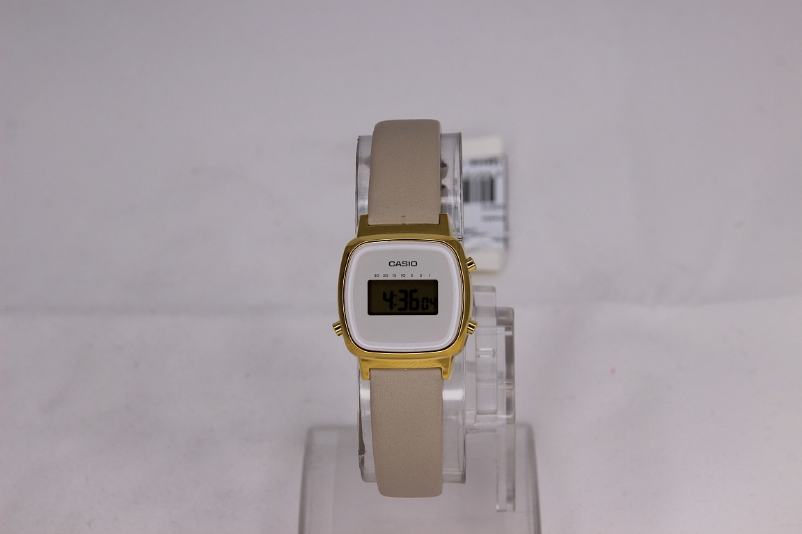 Casio CASIO LA670WEFL-9EF