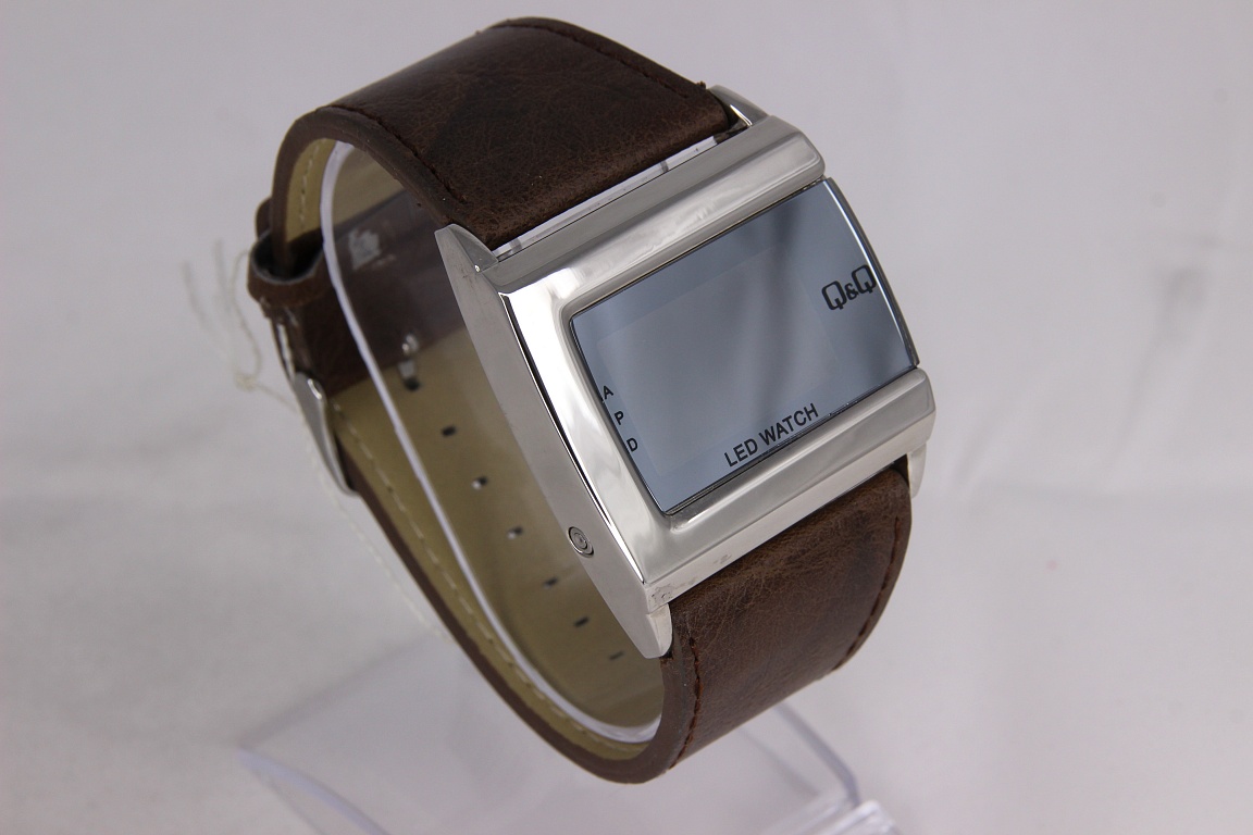 Q&Q VP46-035