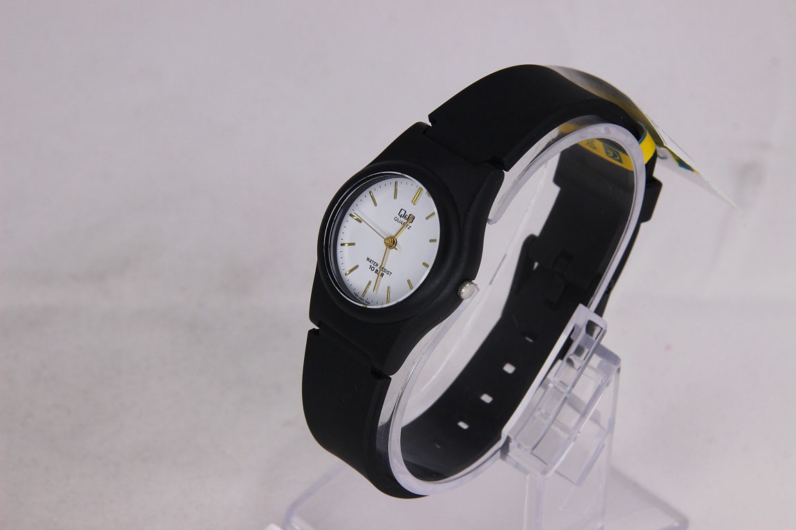 Q&Q VQ81-004