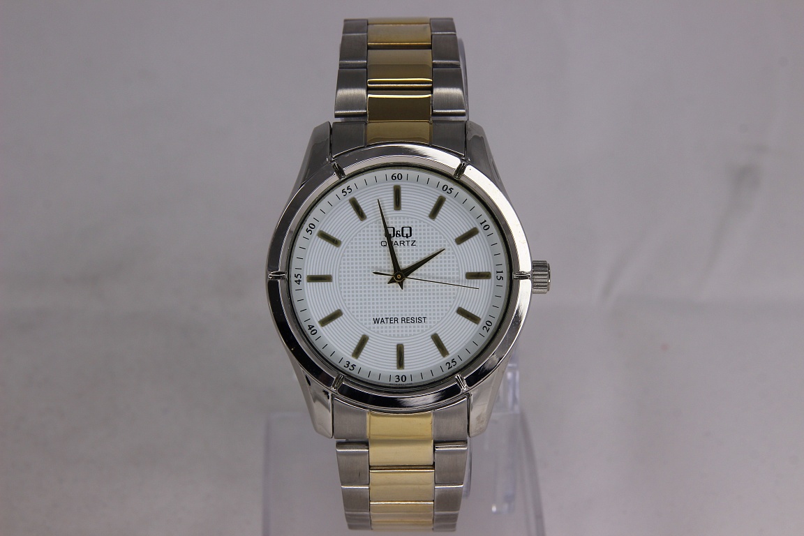 Q&Q Q879-401