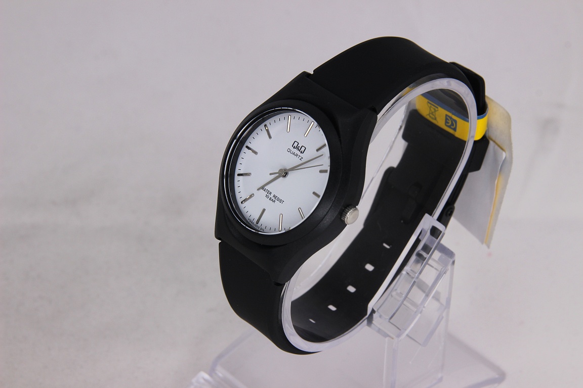 Q&Q VQ86-003
